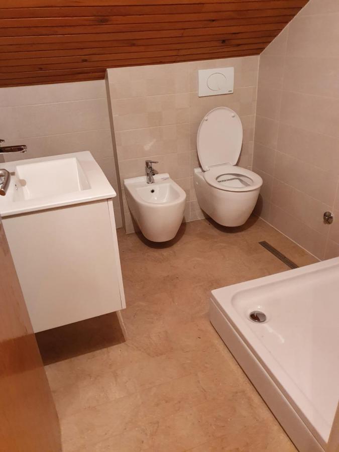Peaceful Vacation Villa & Garden Сараево Екстериор снимка