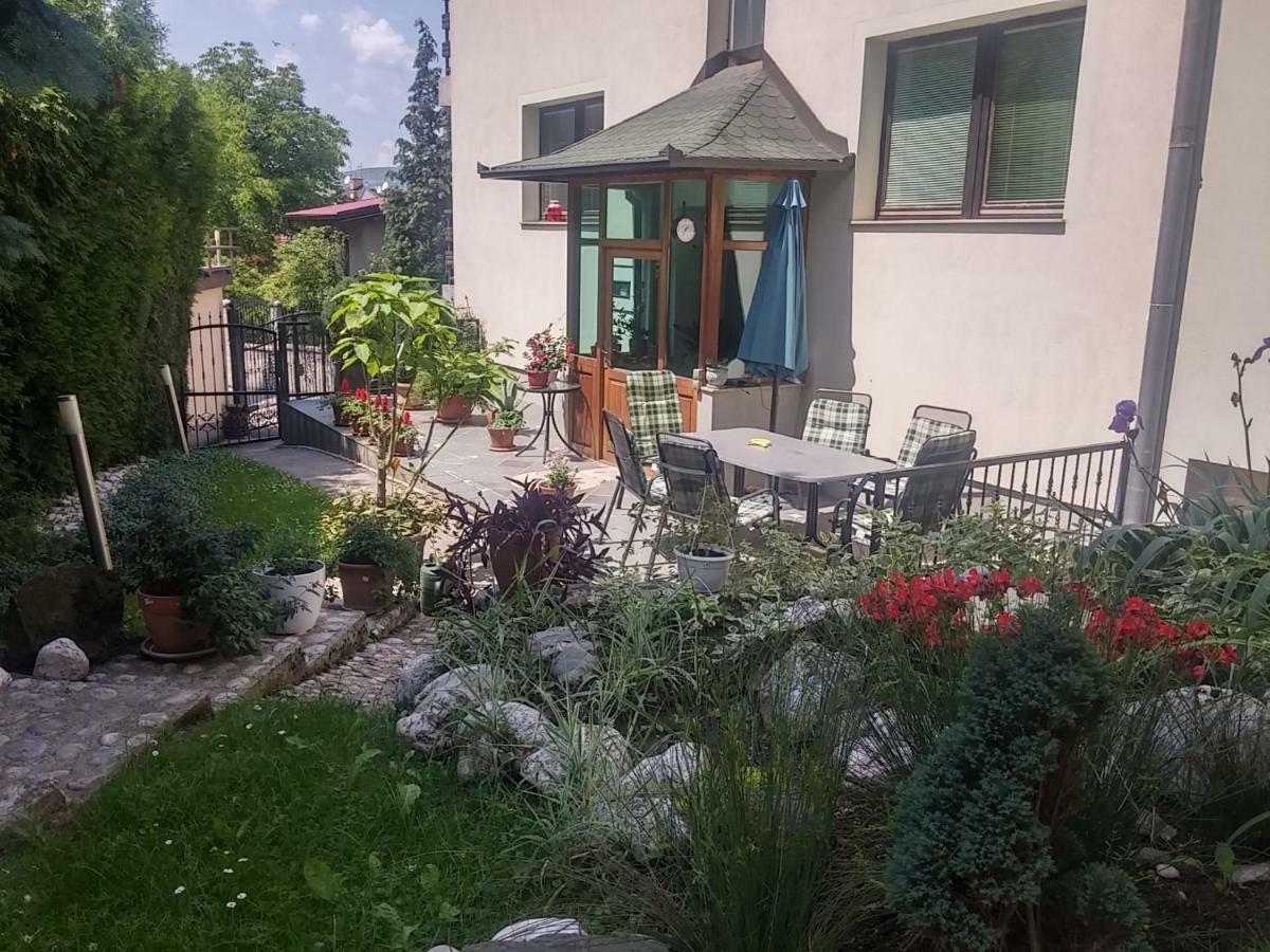 Peaceful Vacation Villa & Garden Сараево Екстериор снимка