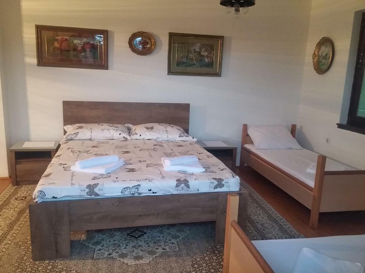 Peaceful Vacation Villa & Garden Сараево Екстериор снимка