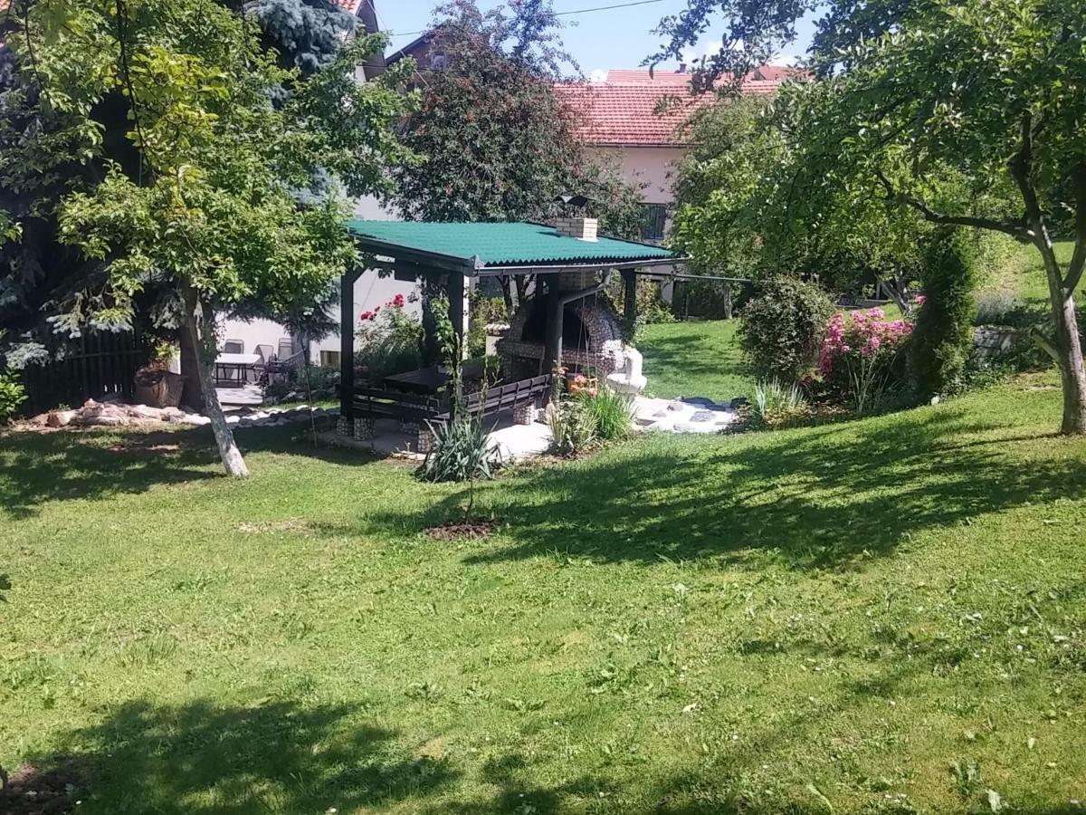 Peaceful Vacation Villa & Garden Сараево Екстериор снимка